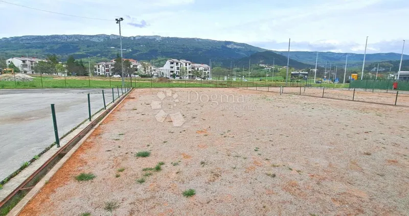 Un grande appezzamento di terreno in nel centro di – 2