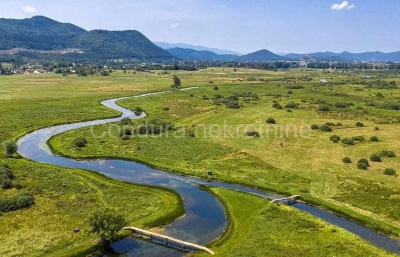 Pozemok Sinac