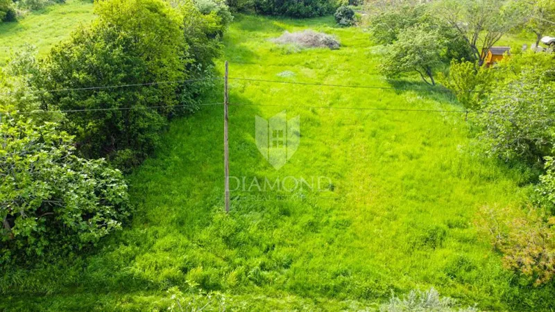 Pula, land in a quiet location, close to the center! – 2