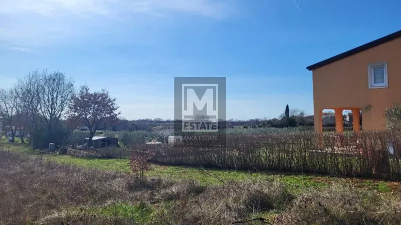 Poreč, surroundings, Combined plot with sea view – 2