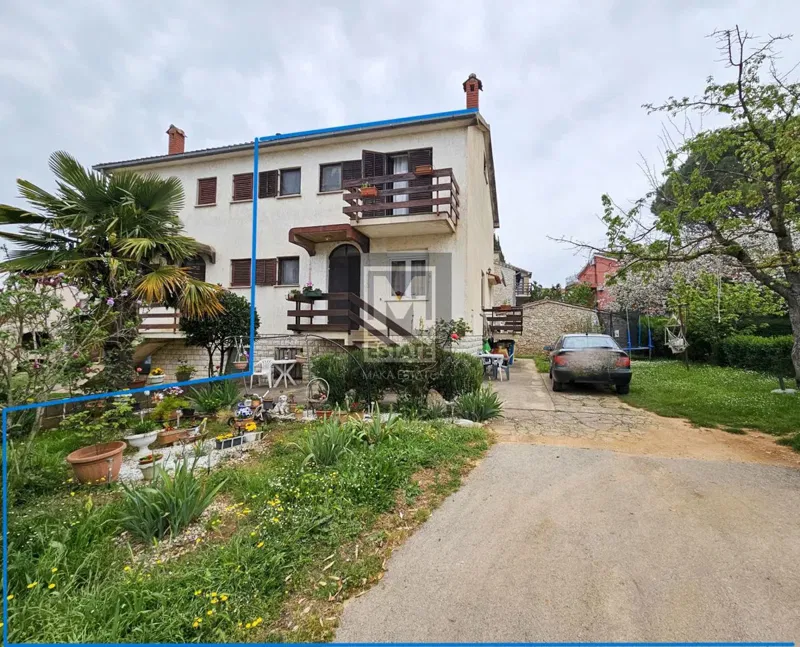 Poreč, surroundings, semi-detached house 500 m from the sea! – 2