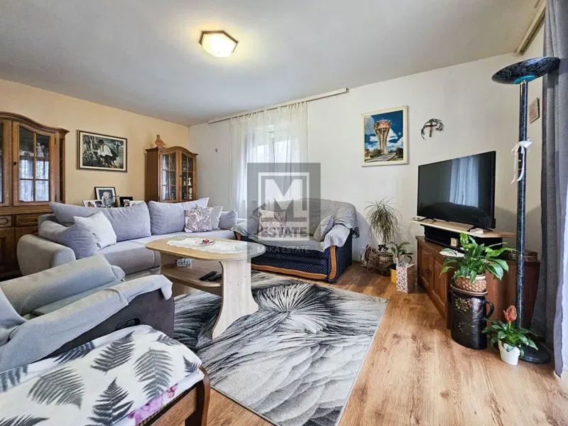 Poreč, surroundings, semi-detached house 500 m from the sea! – 3
