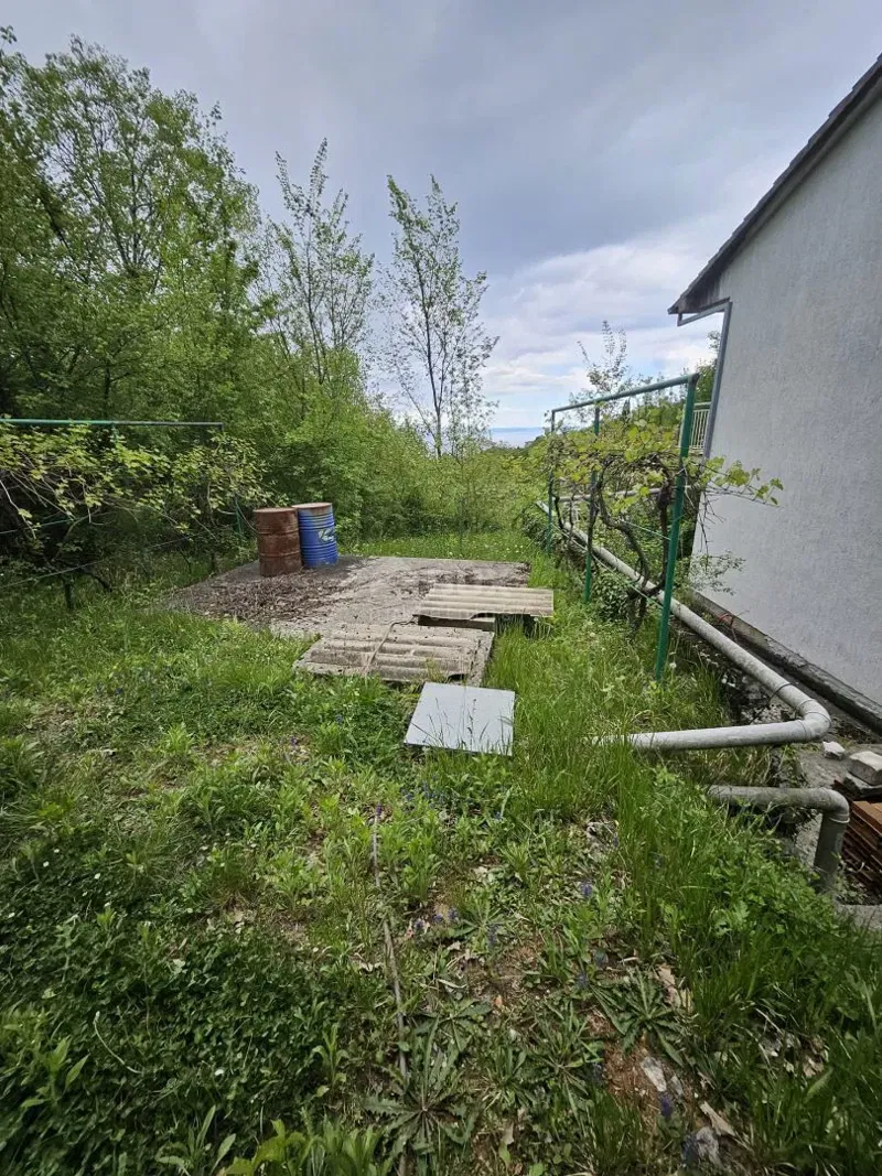 OPATIJA, VEPRINAC, ŠIMETIĆI - casa indipendente 300m2 per adattamento con vista mare + giardino 1500m2 – 2