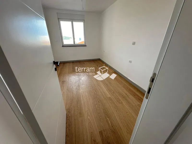 Istria, Medulin, zona Banjole, appartamento II. piano, 106,61 m2, 2 camere da letto, garage, vicino al mare, NUOVO!! #vendita – 2