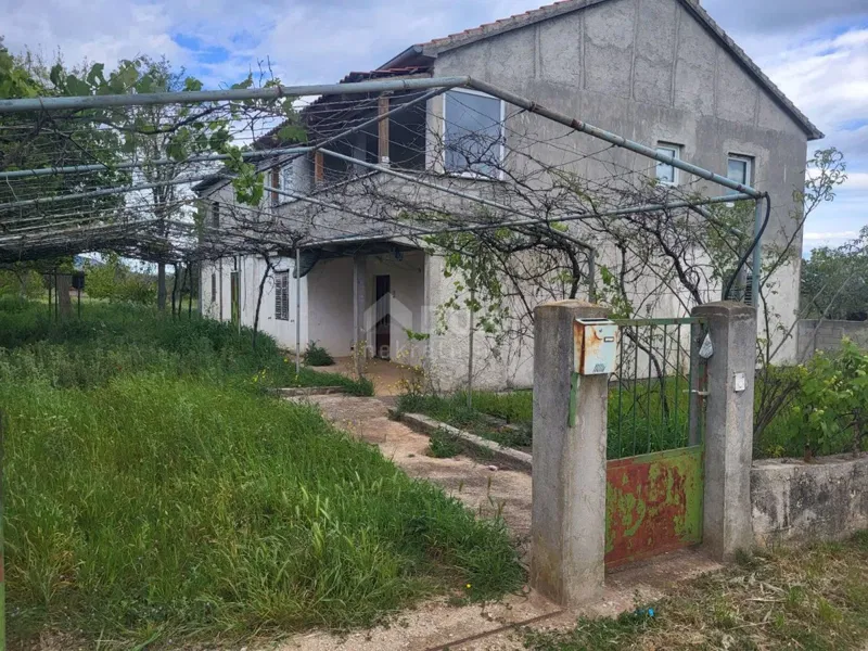 SVETI FILIP I JAKOV, SIKVO - parter z ogrodem do adaptacji – 2