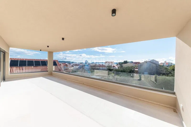 Apartma v centru z odličnim razgledom, Vodice – 2