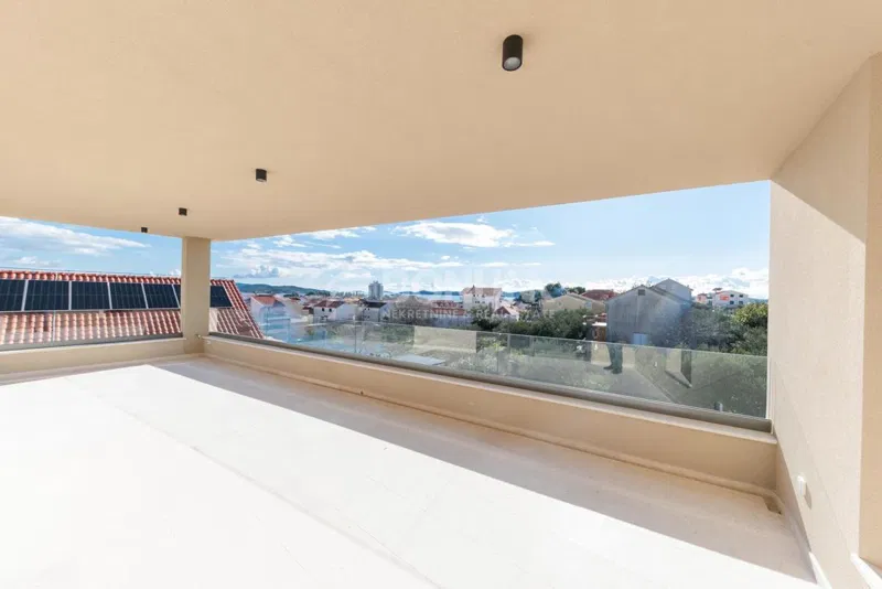 Apartma v centru z odličnim razgledom, Vodice – 3