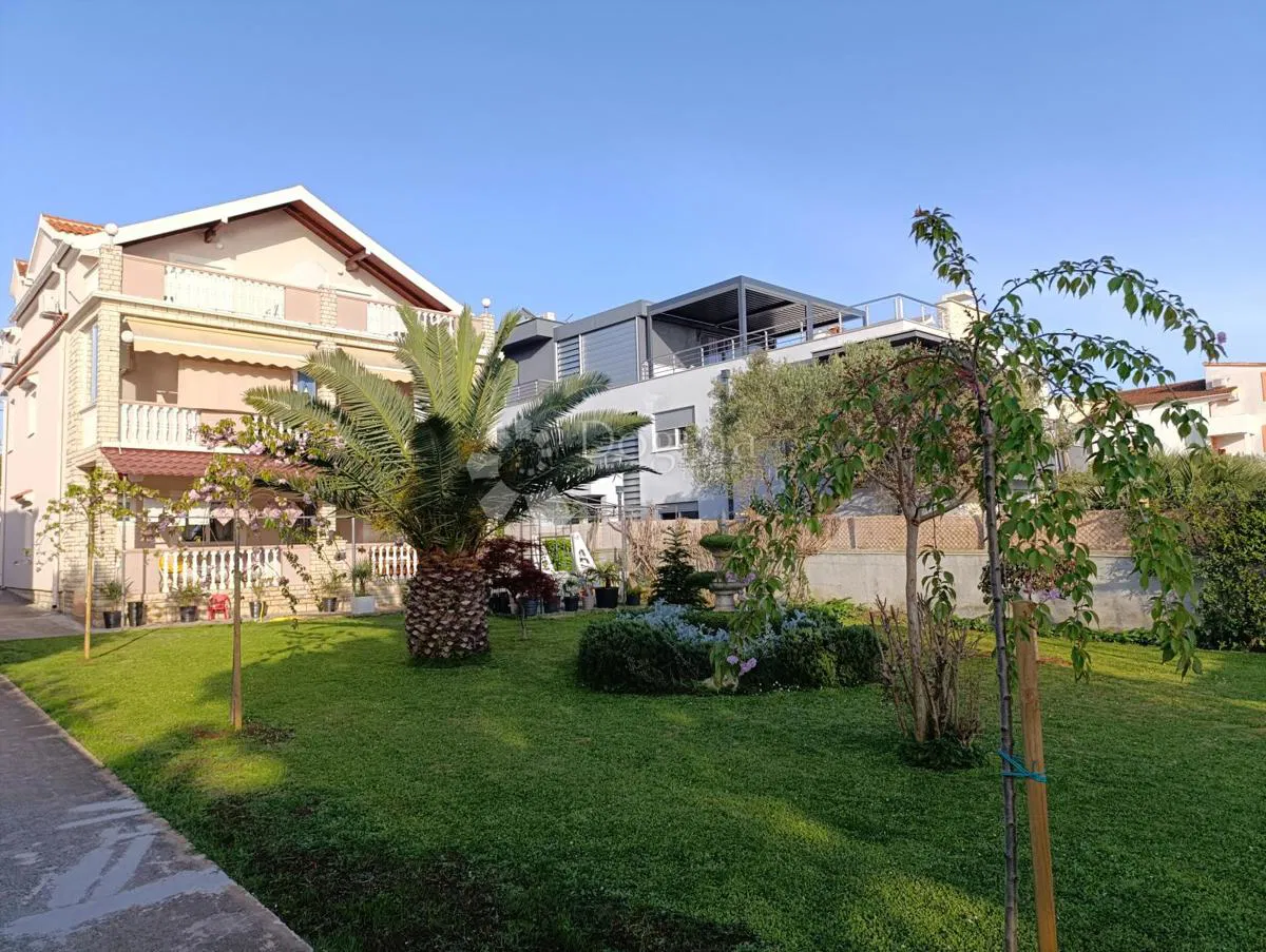 Ház Bibinje, 400m2