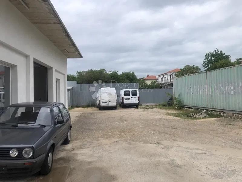 Locale commerciale Kostrena, 150m2 – 2