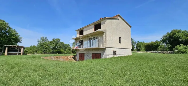 Casa Šišan, Ližnjan, 330m2 – 2