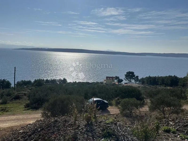 Land Zavala, Jelsa, 2.078m2 – 3