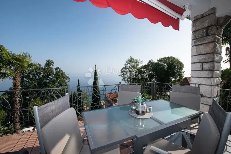 Flat Opatija - Centar, Opatija, 140m2 – 2