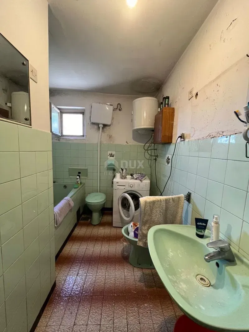 RIJEKA, KOZALA - adaptációs ház emelete – 3