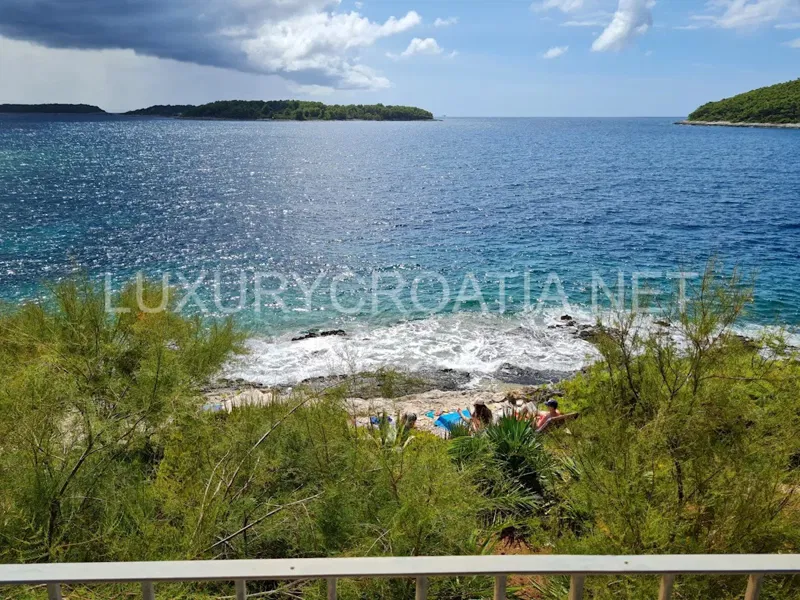 Seafront beach villa for sale Korcula island – 3