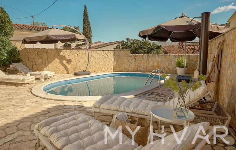 Villa con piscina a Vrboska – 3
