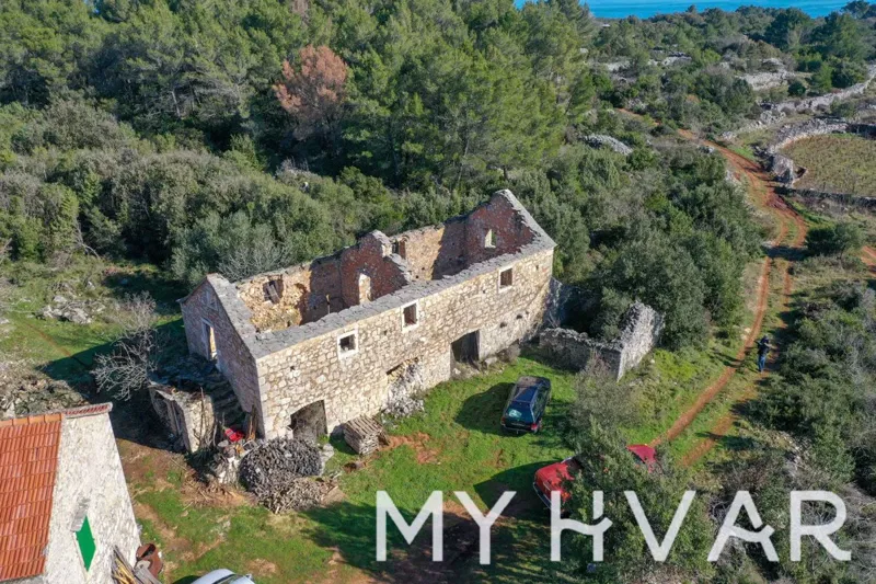 Terreno edificabile con casa in pietra a Zagradaće – 2