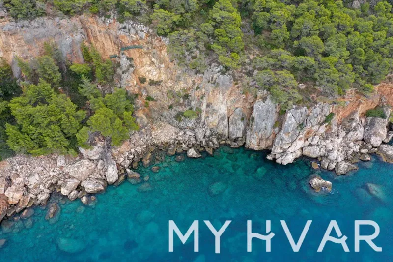 Stunning Cliffside Property on South Side of Hvar island – 2