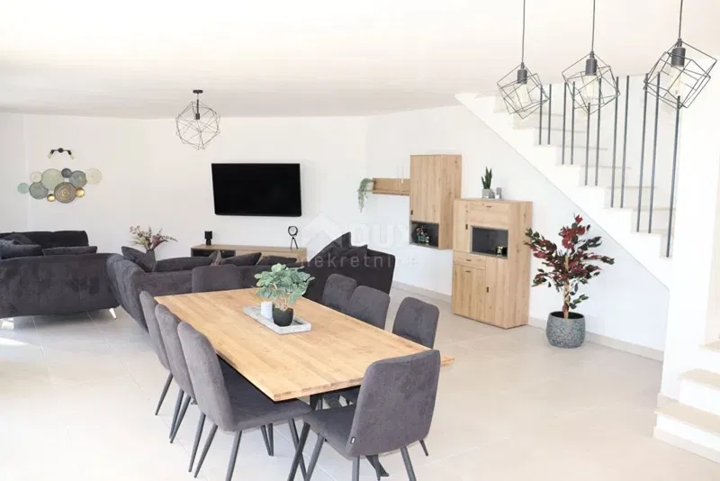 KRK SZIGET, POLJICA (környéke) - Modern villa 4 hálószoba + hálószoba, medence, grill, parkoló – 2