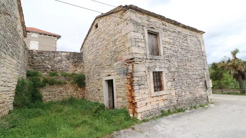 Casa Tinjan, 220m2 – 3