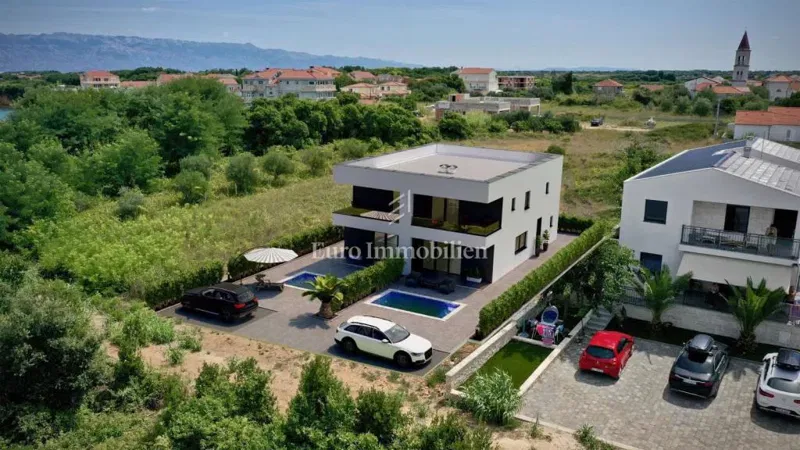 Due metà della casa con piscina - nuova costruzione a Privlaka – 2