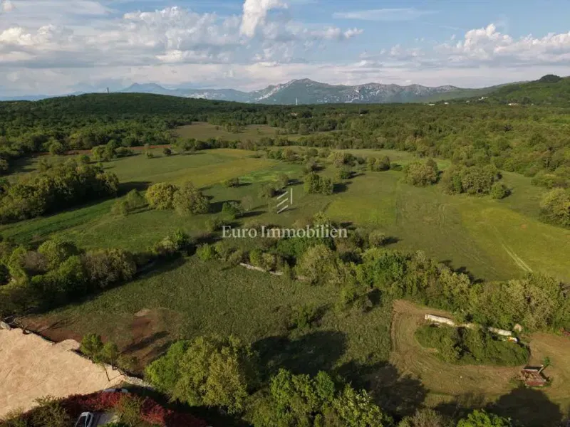 Building plot 300 m from the center of Labin – 3
