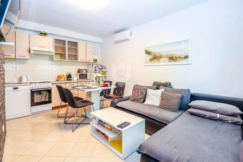 Rovinj, house in the city center in a quiet location – 3