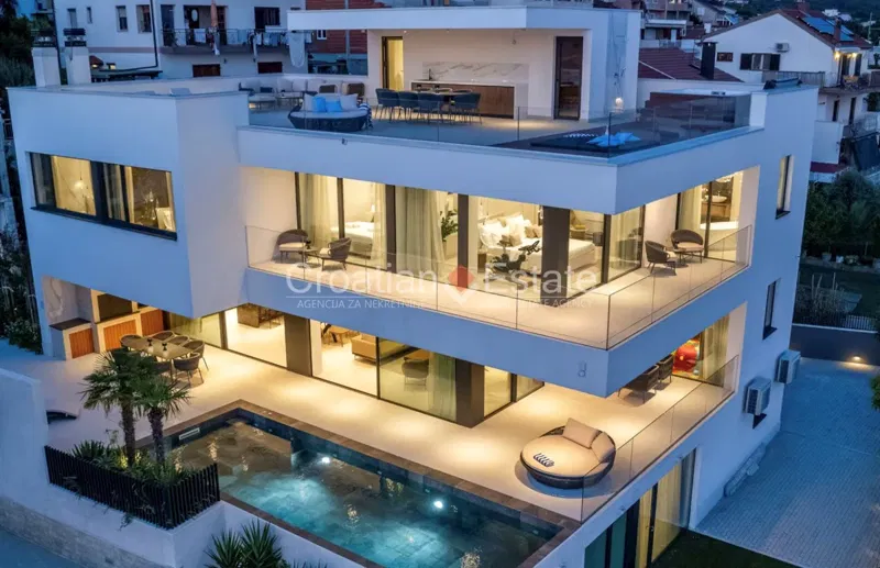 Modern villa with sea view and pool, for sale – 2