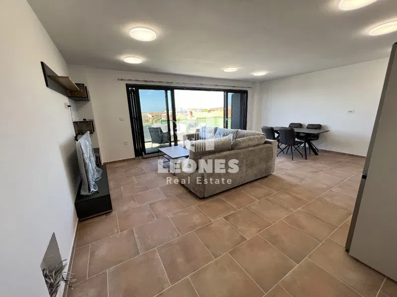 Appartamento con vista mare a soli 500 metri dalla spiaggia di Cittanova – 3