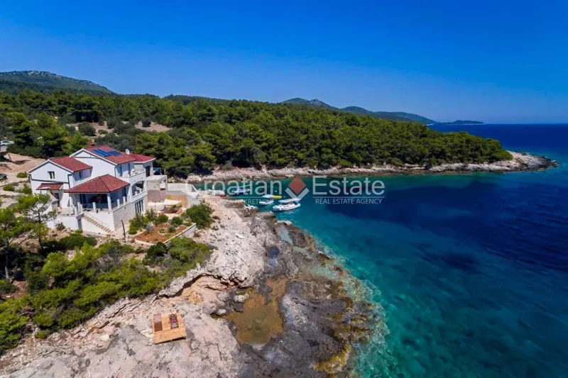 Villa directly by the sea! – 2