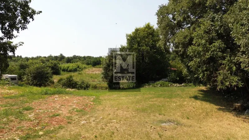 Poreč, building plot 4 km from the city – 3
