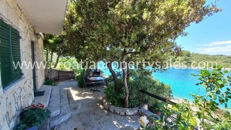 Solta, house for sale, 895.000 € – 3