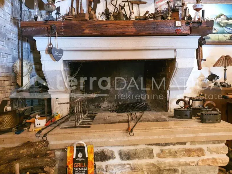 Rogoznica, a stone property near the sea – 2