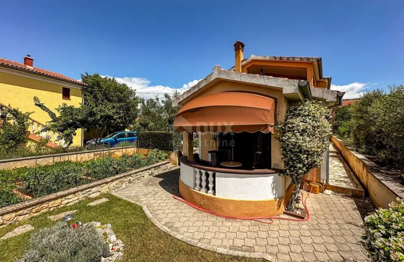 RIBNICA, OBROVAC - OCCASIONE! Casa 1a fila al mare + barca e posto barca – 3