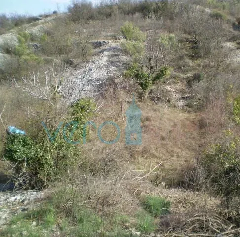 Vrbnik, terreno edificabile 646 m2, posizione ottima, vista, vendita – 2