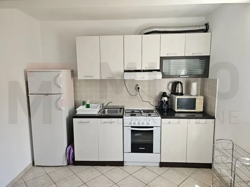 Uvala Soline, one-room apartment on the ground floor with a garden! – 3