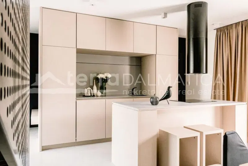 Vodice, Srima, luxuriöse Designervilla mit Swimmingpool, Whirlpool und Sauna – 3