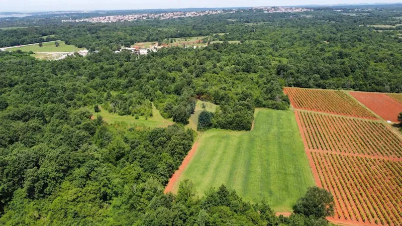 ISTRIA, POREČ - land 6420 m2 – 2