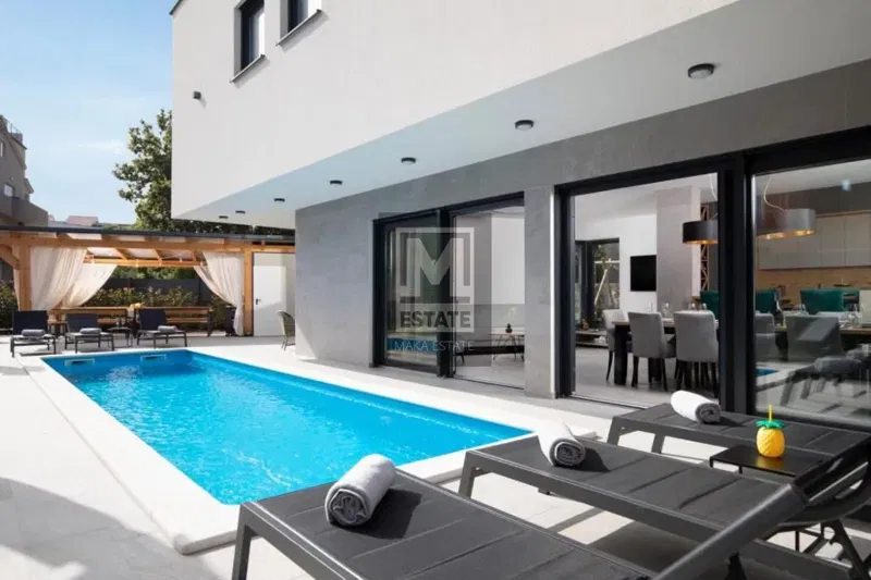 Medulin, dintorni, splendida villa moderna con piscina – 2