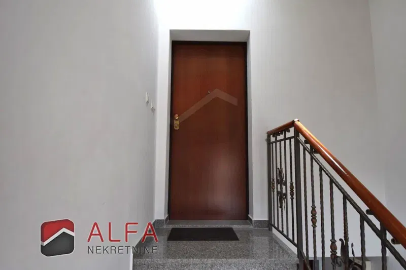 Croatia, Vodice center, apartment for sale with three bedrooms, sea view, central heating – 2