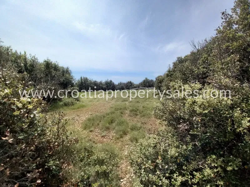 Участок Brač – 3