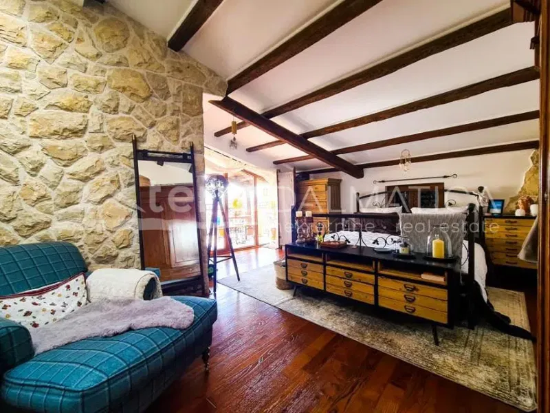Šibenik - a charming stone house in the city center – 2