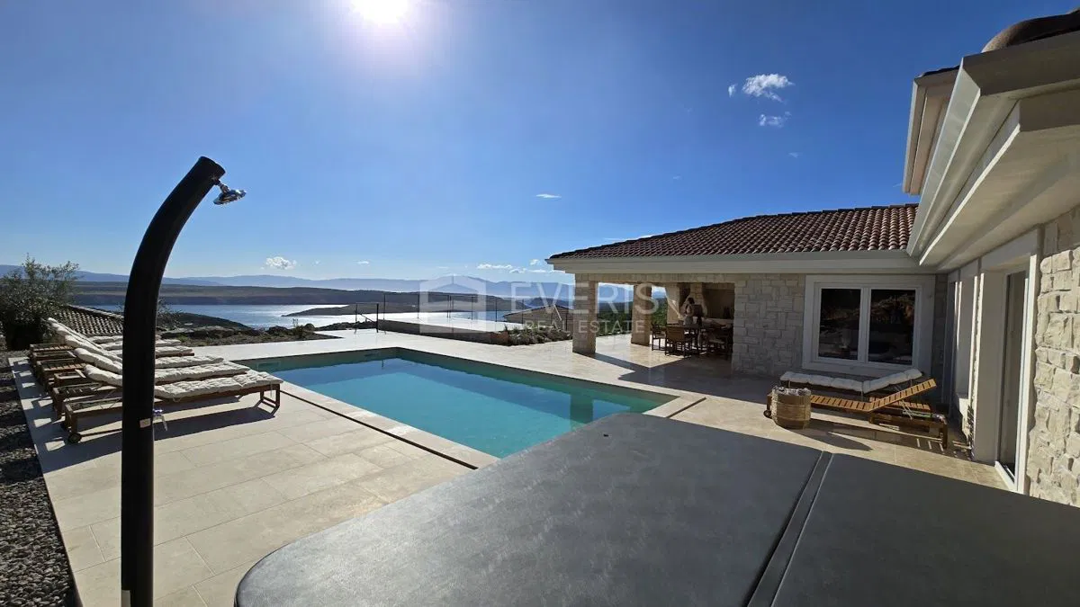 Jadranovo, Crikvenica, 200m2