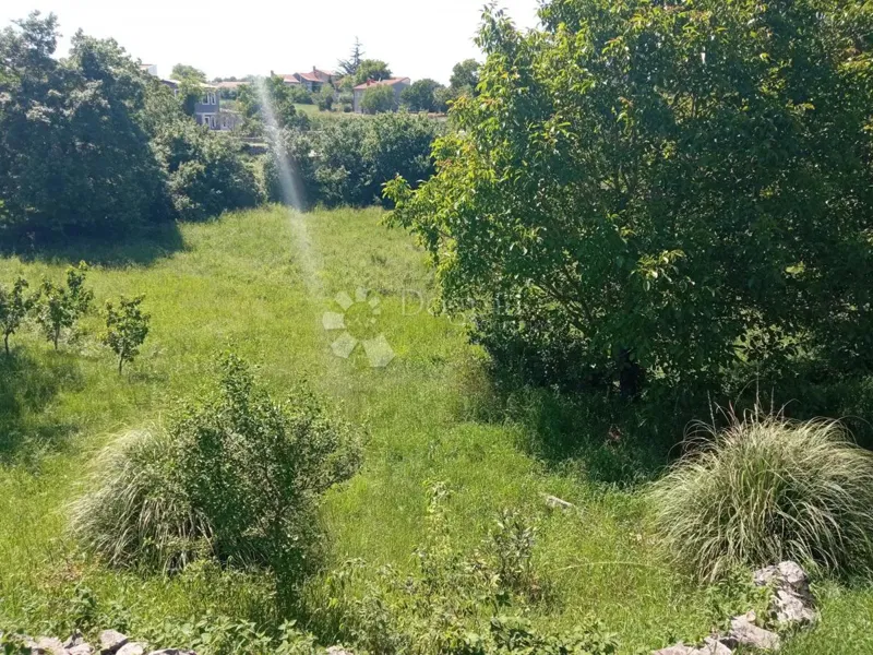 Terreno Orbanići, Marčana, 1.375m2 – 2