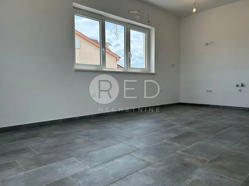 APARTMAN U BLIZINI MORA NA PRODAJU NA KATU - PRIVLAKA – 2