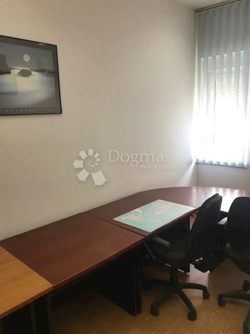 Locale commerciale Centar, Koprivnica, 23,11m2 – 2