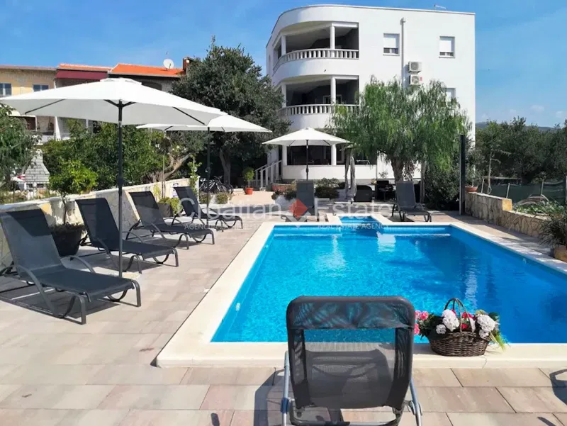 Apartment house with sea view and pool, for sale – 3
