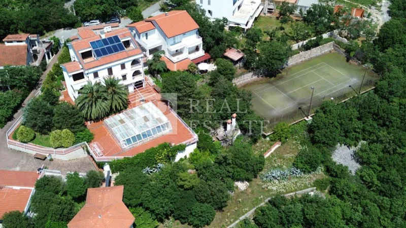 JADRANOVO - apartmajska vila z bazenom v prvi vrsti do morja – 2