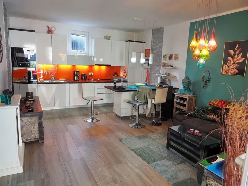 Njivice, furnished apartment on the ground floor with a garden 150 m from the sea, SALE! – 2