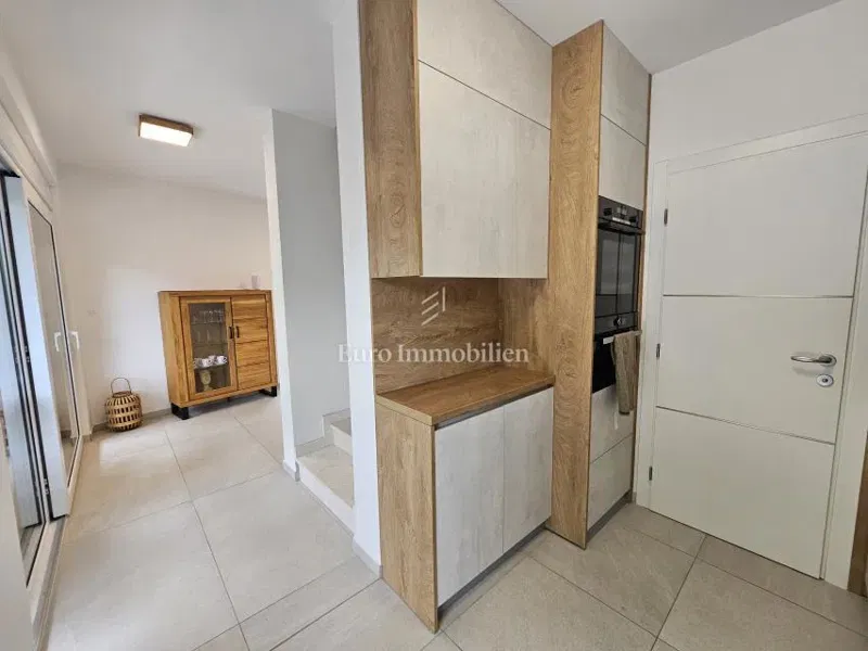 Semi-detached house in great location, Malinska center – 3