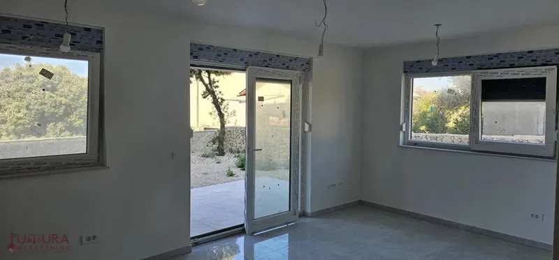 PAG - MANDRE, APARTMENT FOR SALE 73.8 M2, NEW, GARDEN, LOCATION!!! – 2